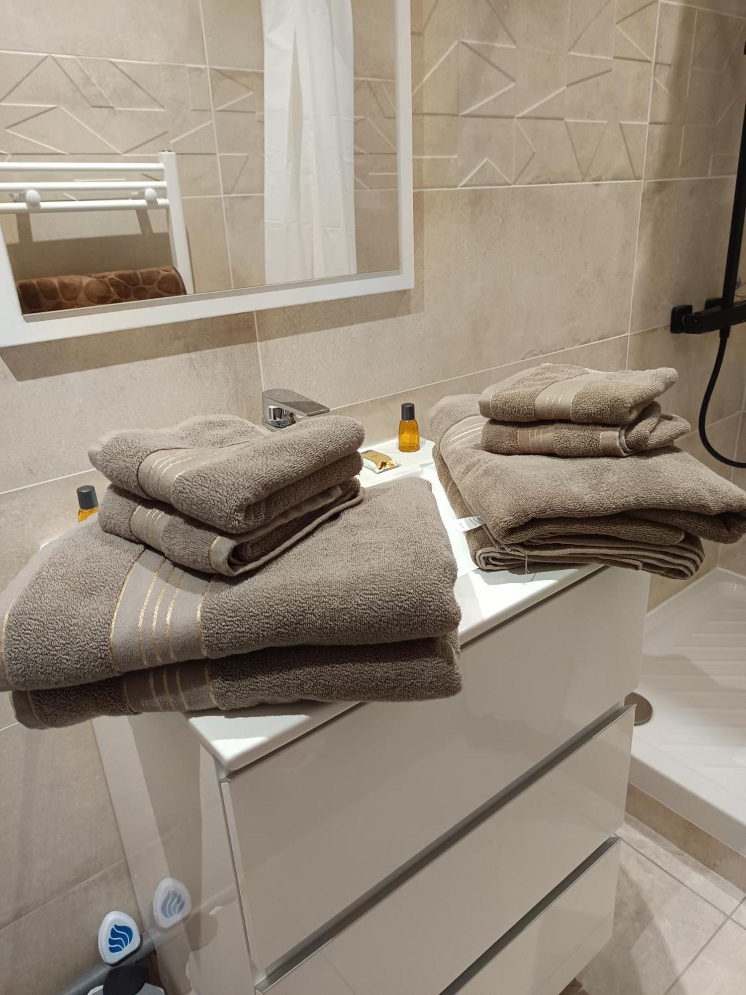 Appartement Des Oliviers Les Ageux Exterior foto